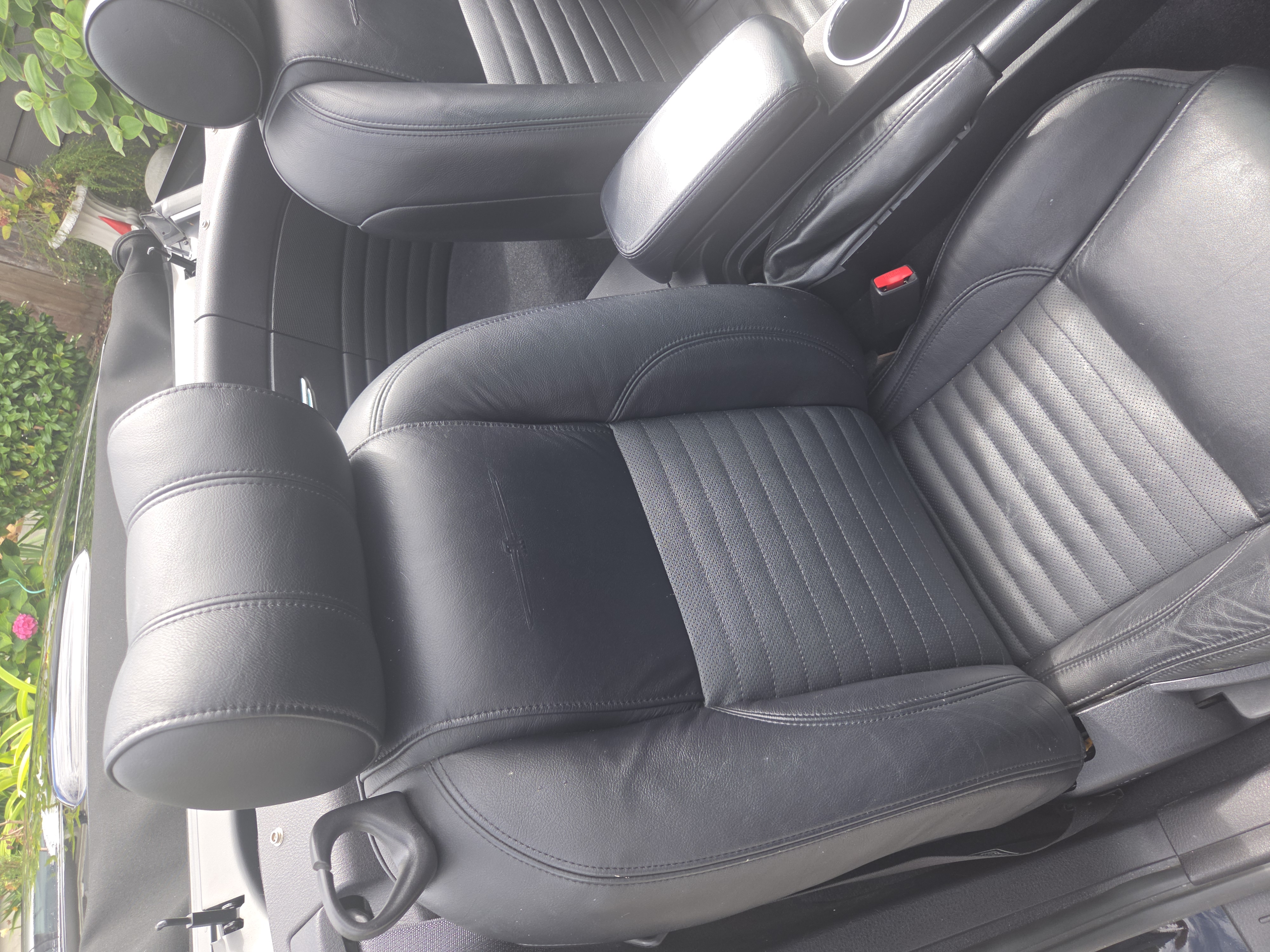 Used 2003 Ford Thunderbird RWD image 8