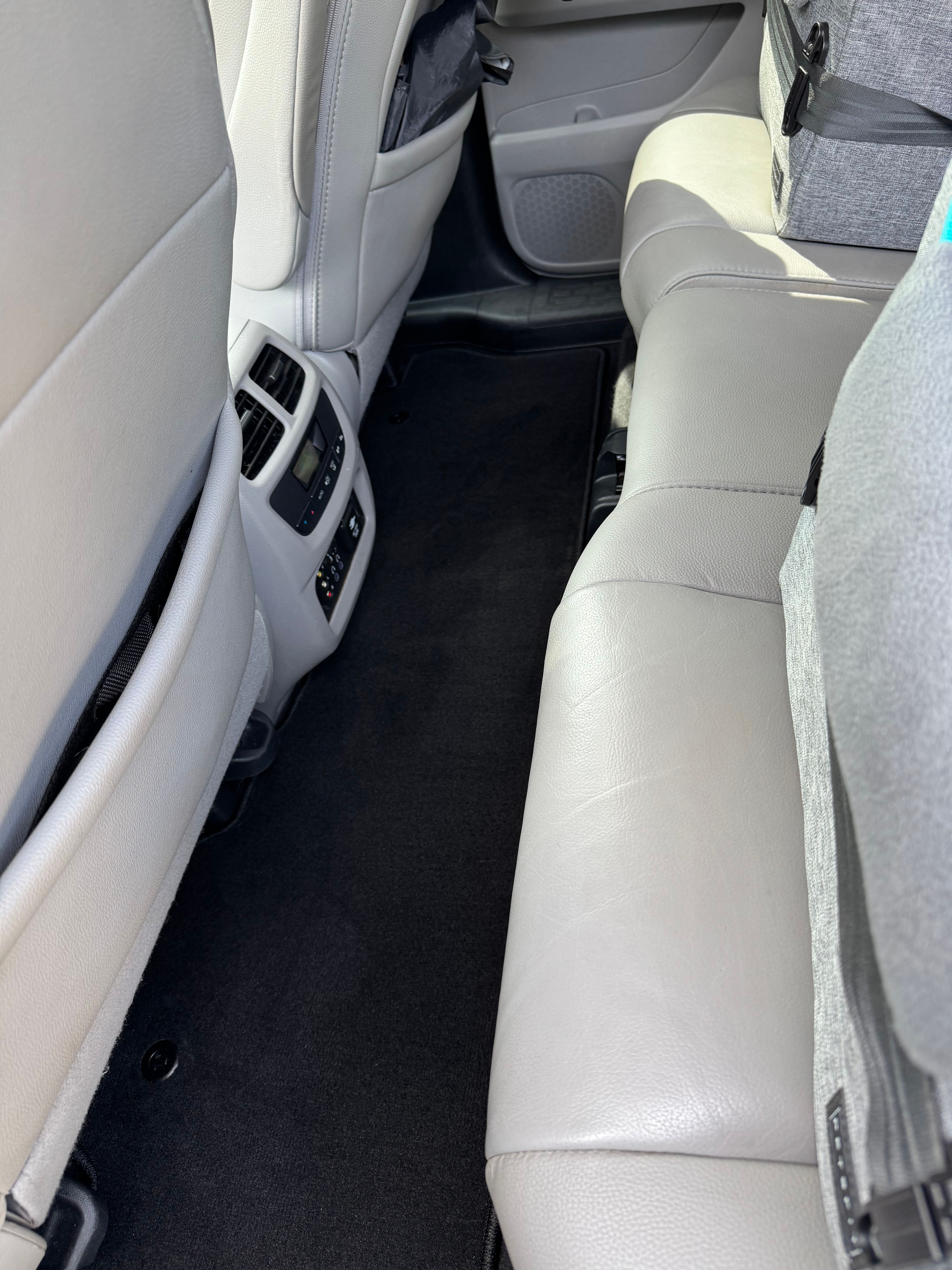 Used 2018 Honda Pilot Touring image 14