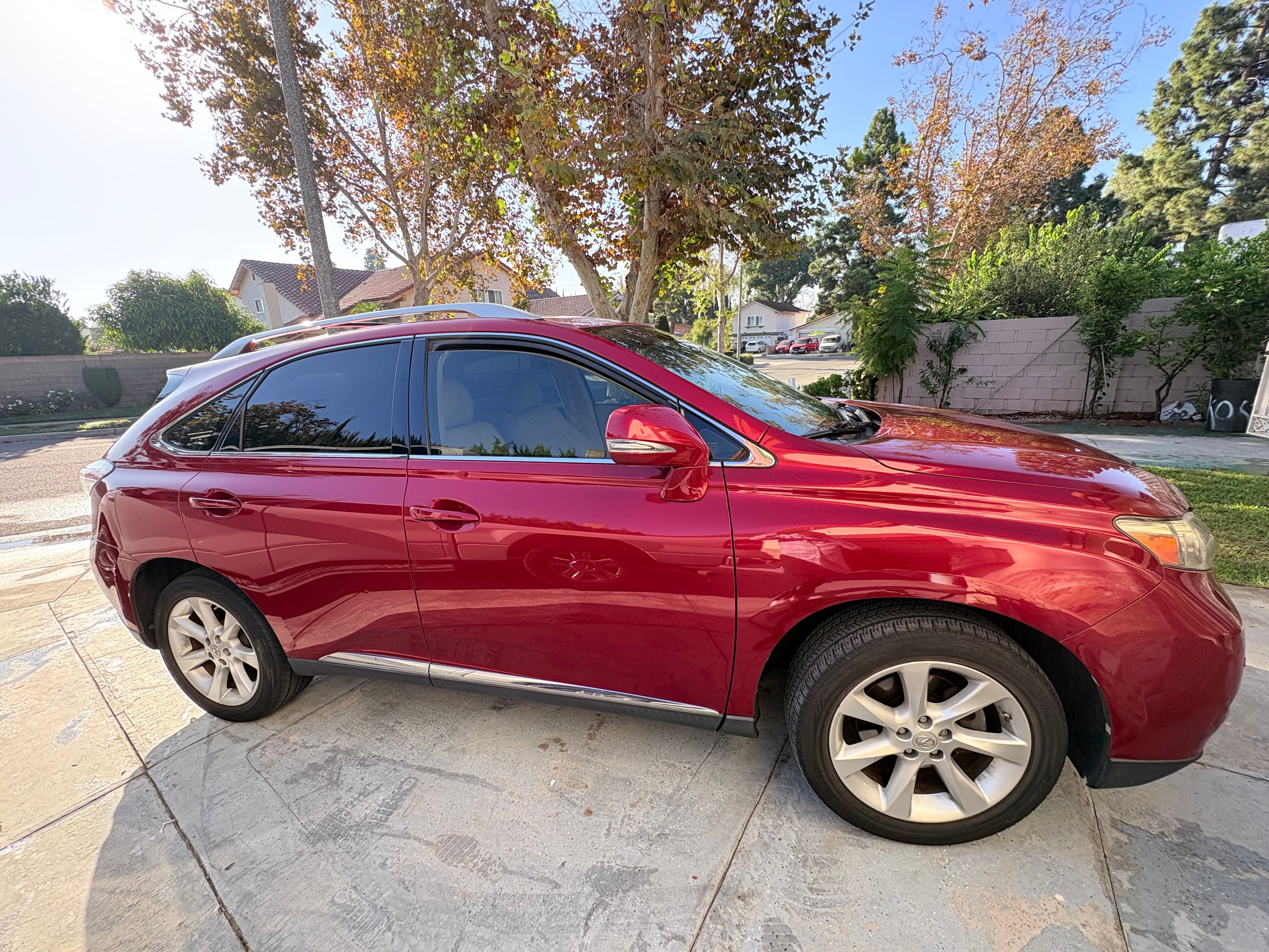 Used 2011 Lexus RX 350 AWD w/ Premium Pkg image 4