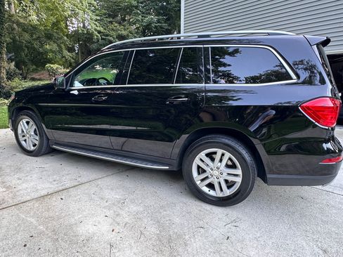 Used 2013 Mercedes-Benz GL 450 4MATIC image 6