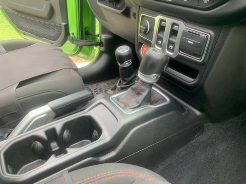 Used 2018 Jeep Wrangler Rubicon w/ Steel Bumper Group image 6