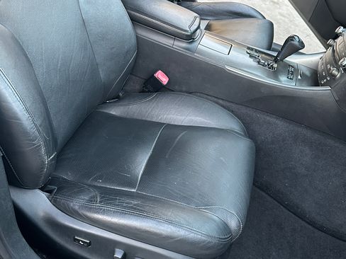 Used 2006 Lexus IS 350 image 12