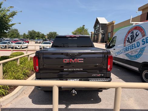 Used 2022 GMC Sierra 1500 AT4X AWD/4WD image 10