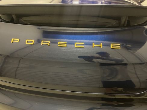 Used 2015 Porsche Panamera image 18