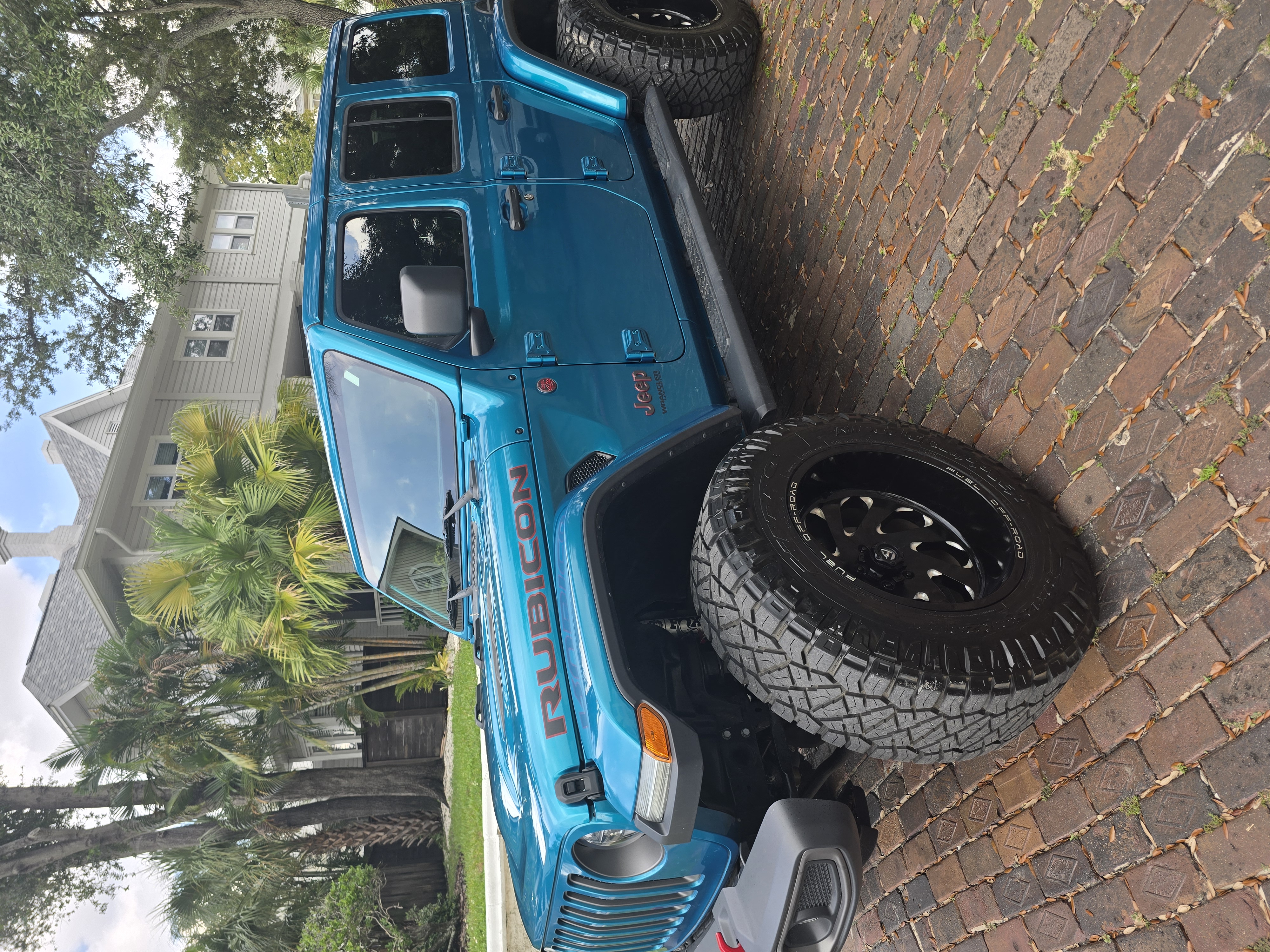Used 2020 Jeep Wrangler Unlimited Rubicon AWD/4WD image 2
