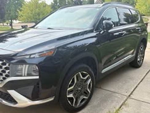 Used 2021 Hyundai Santa Fe Limited AWD/4WD image 4