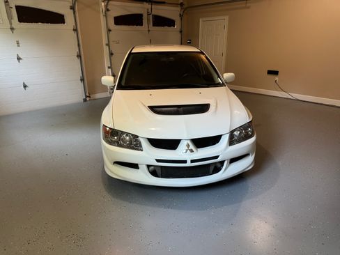 Used 2003 Mitsubishi Lancer Evolution AWD/4WD image 2