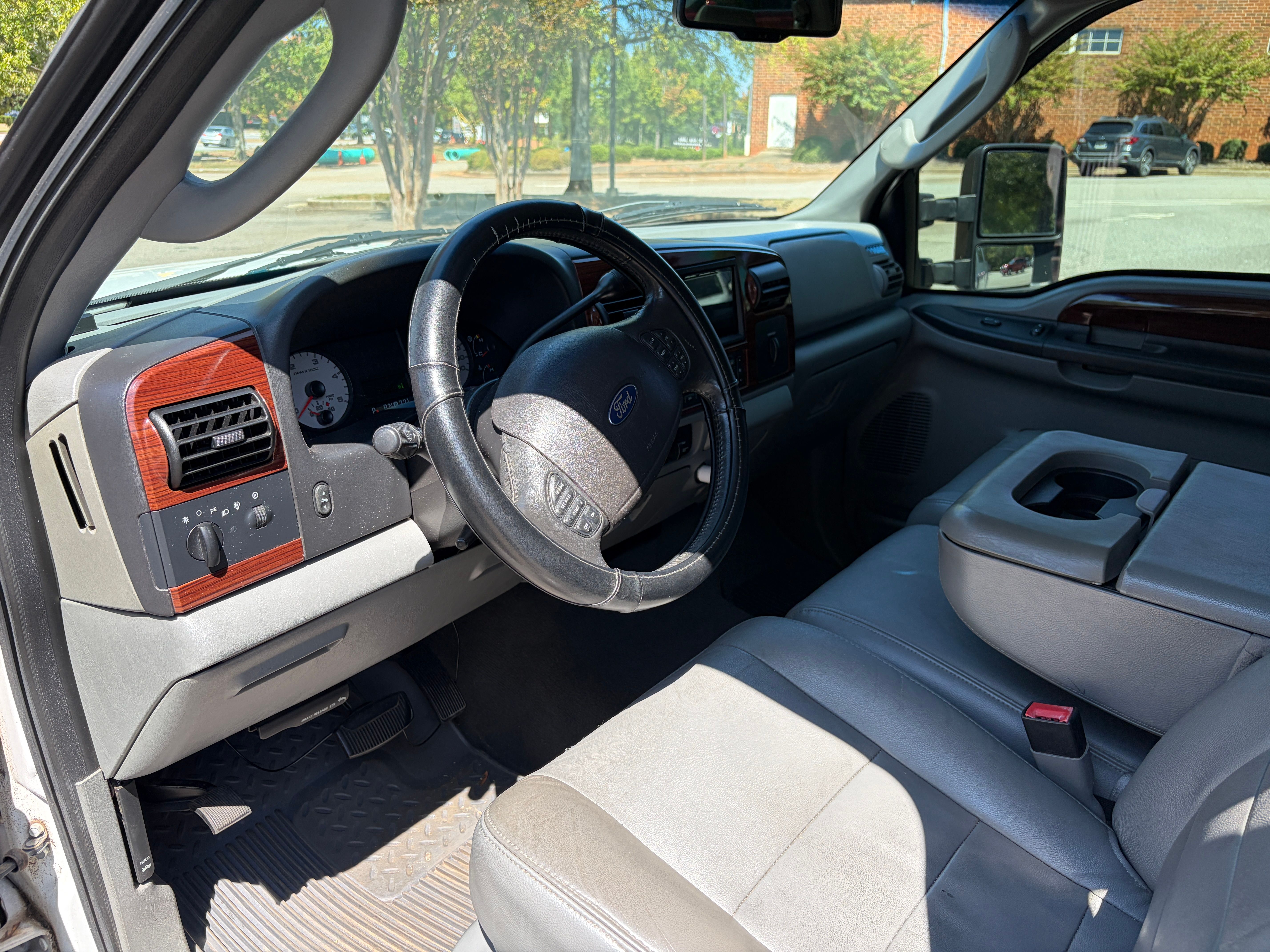 Used 2007 Ford F250 Lariat RWD image 15