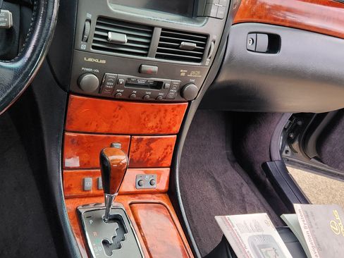 Used 2004 Lexus LS 430 image 8