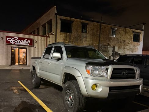 Used 2007 Toyota Tacoma 4x4 Double Cab image 26