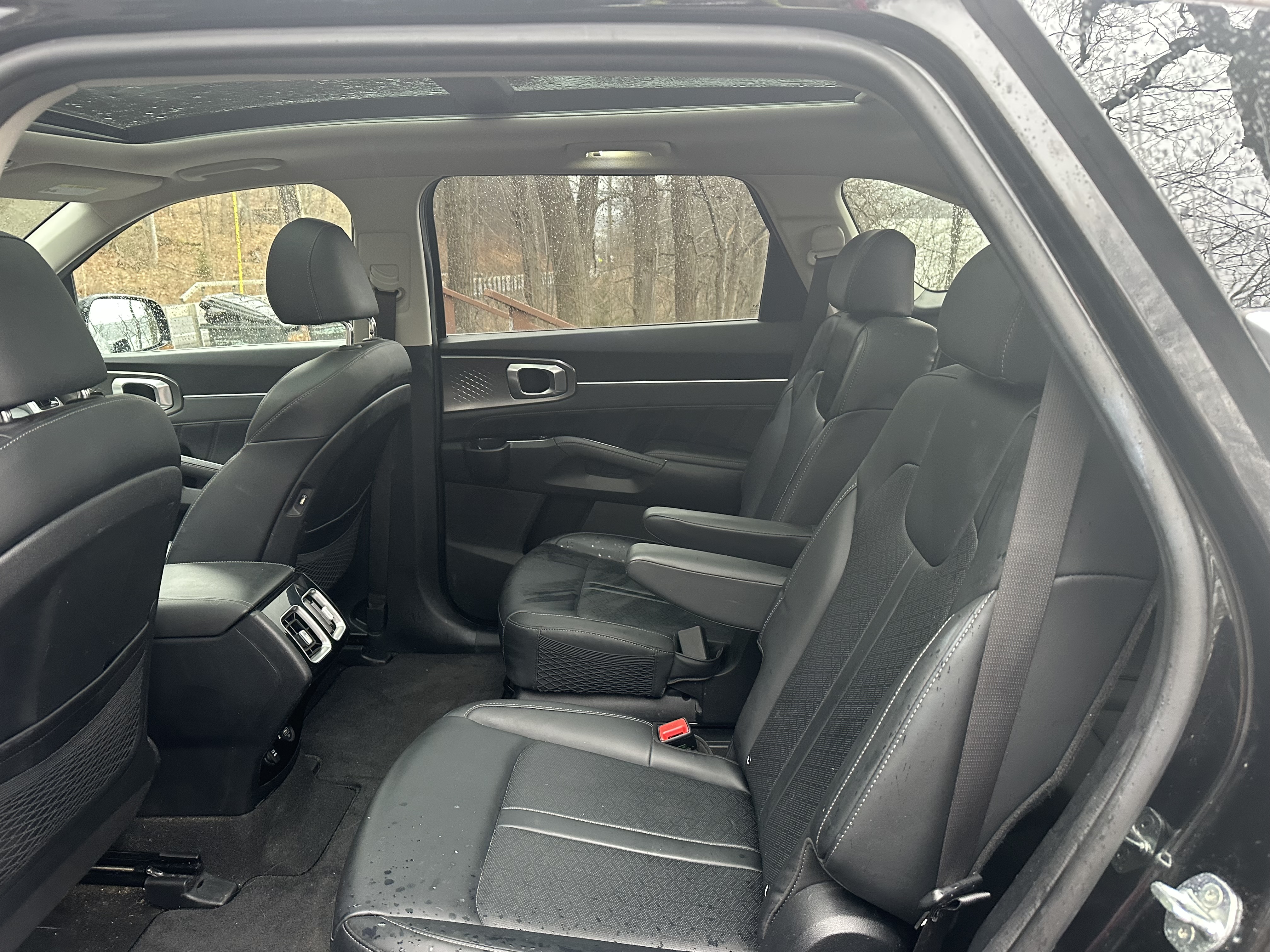 Used 2022 Kia Sorento SX w/ Panoramic Sunroof Package AWD/4WD image 8