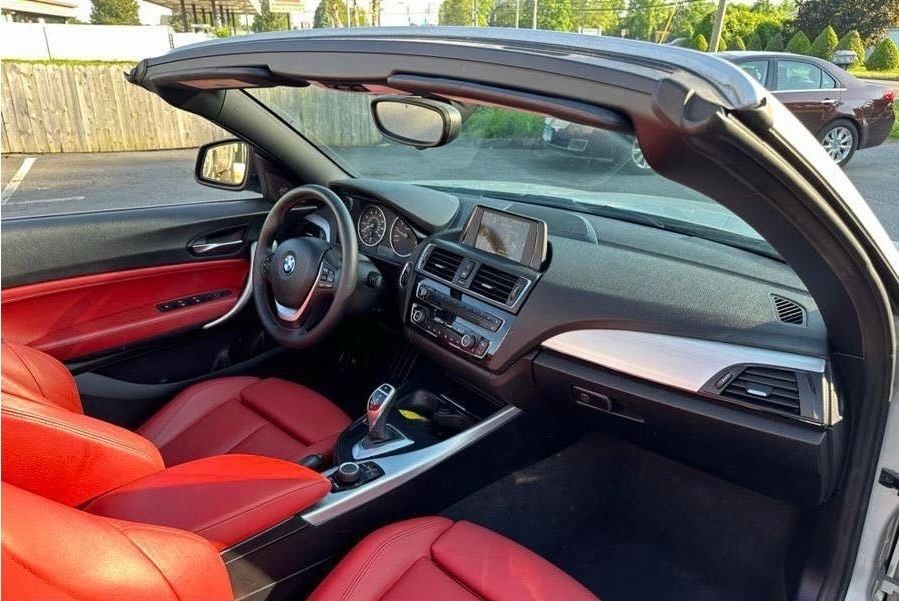 Used 2015 BMW 228i xDrive Convertible AWD/4WD image 17