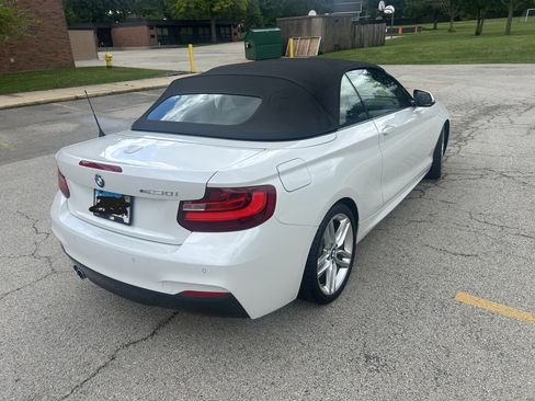 Used 2017 BMW 230i Convertible RWD image 5