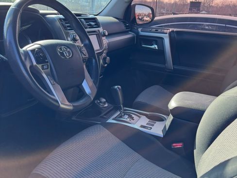 Used 2019 Toyota 4Runner SR5 image 5