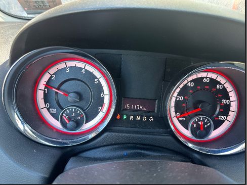 Used 2013 Dodge Grand Caravan American Value Package image 2