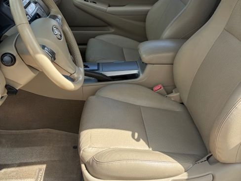 Used 2008 Toyota Solara SLE image 8