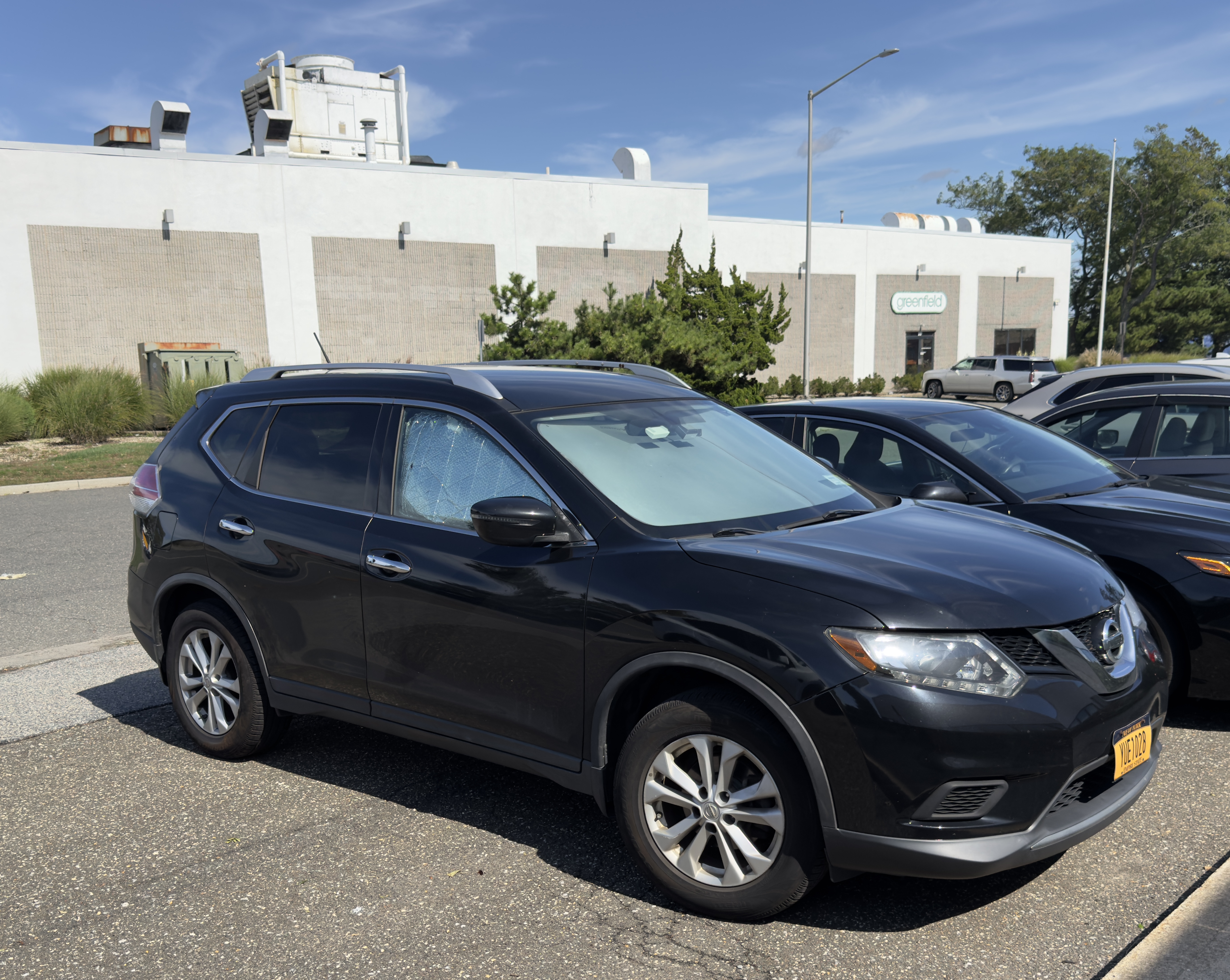 Used 2016 Nissan Rogue AWD image 4
