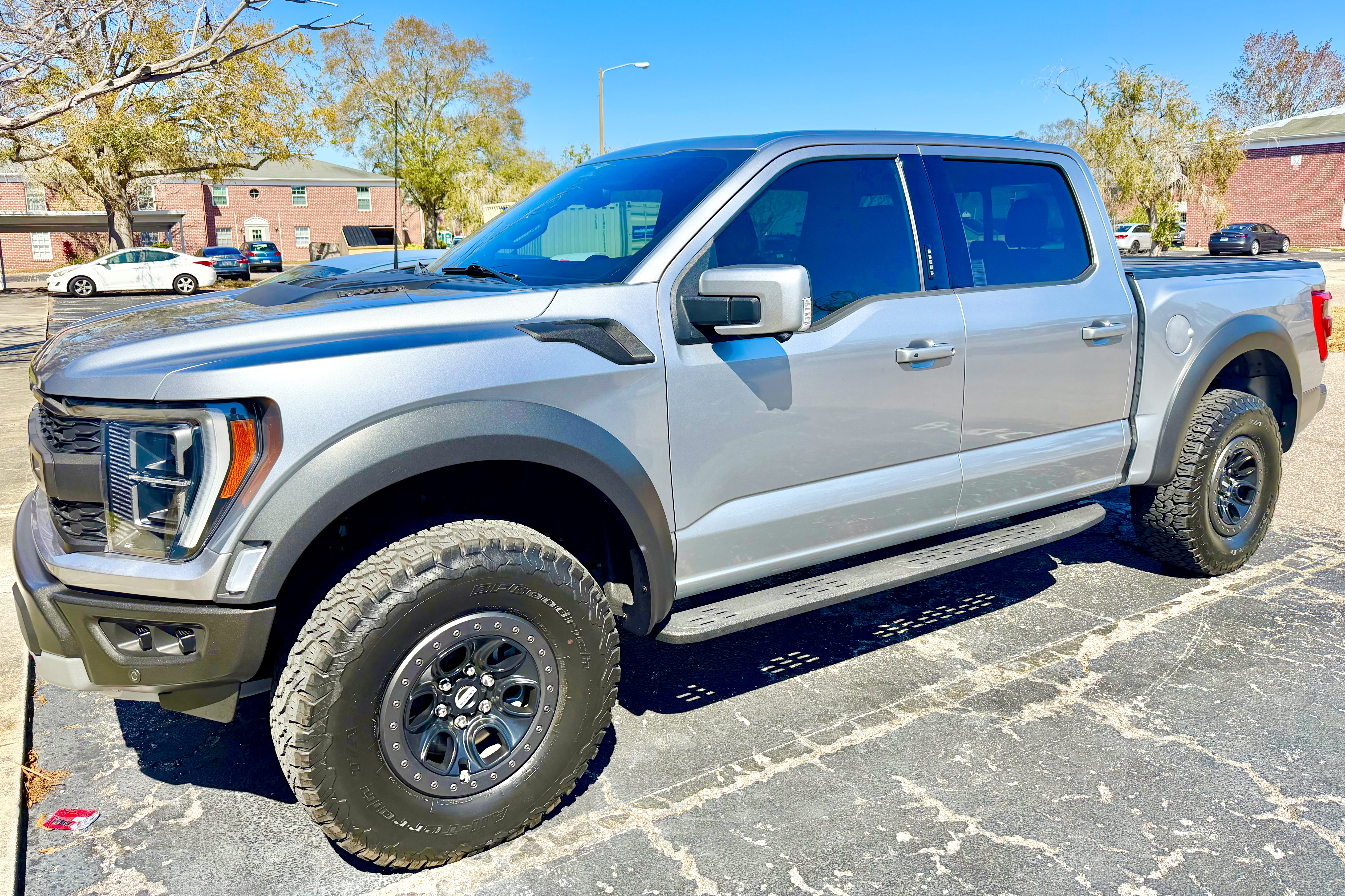 Used 2023 Ford F150 Raptor w/ Raptor Carbon Fiber Package AWD/4WD image 1