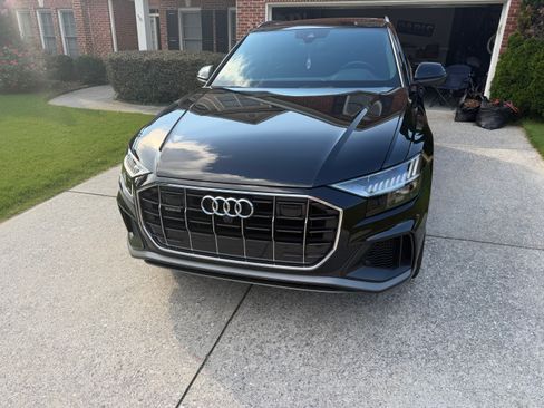 Used 2021 Audi Q8 Premium Plus AWD/4WD image 8