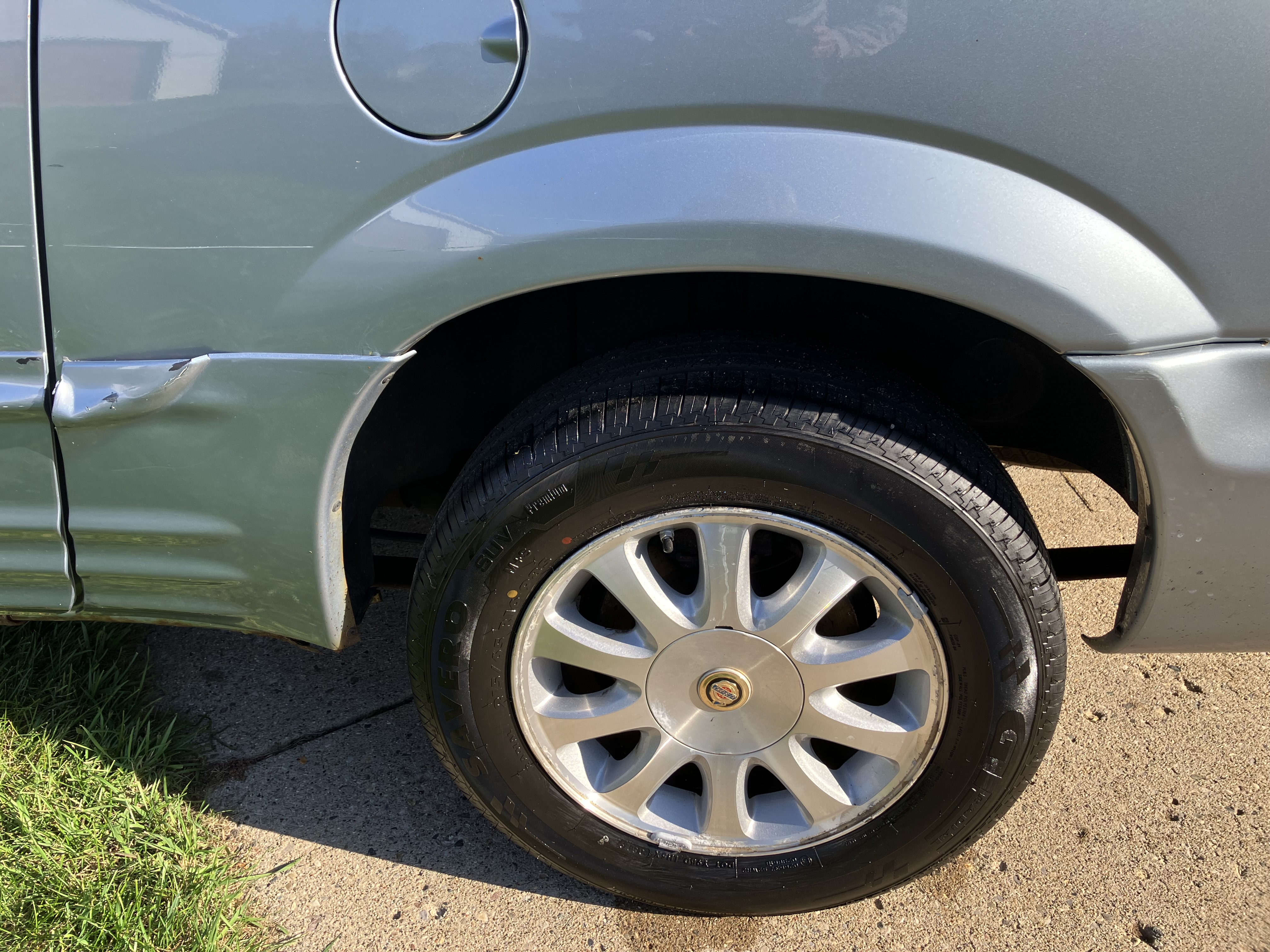 Used 2002 Chrysler Town & Country LXi FWD image 9
