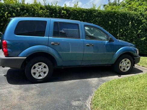 Used 2005 Dodge Durango SXT RWD image 4