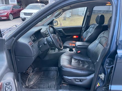 Used 2002 Jeep Grand Cherokee Limited image 12