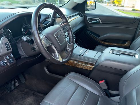 Used 2015 GMC Yukon XL Denali w/ Touring Package image 17