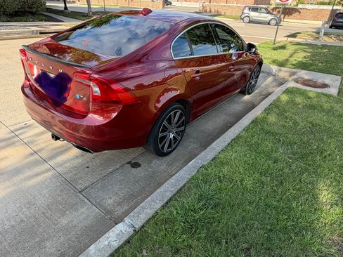Used 2015 Volvo S60 T6 Premier Plus image 1