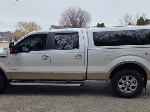 Used 2013 Ford F150 Lariat w/ Lariat Chrome Pkg image 2