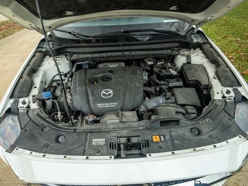 Used 2019 MAZDA CX-5 Touring image 8