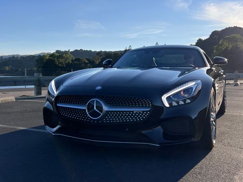 Used 2016 Mercedes-Benz AMG GT S image 4