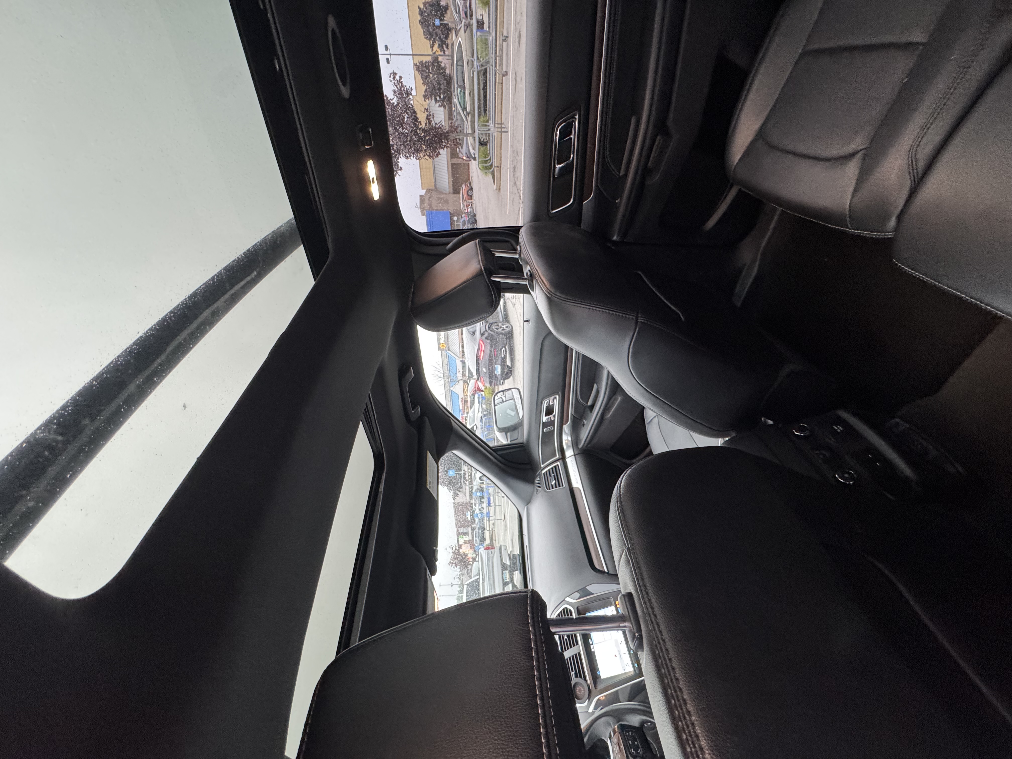 Used 2018 Ford Explorer Limited AWD/4WD image 10