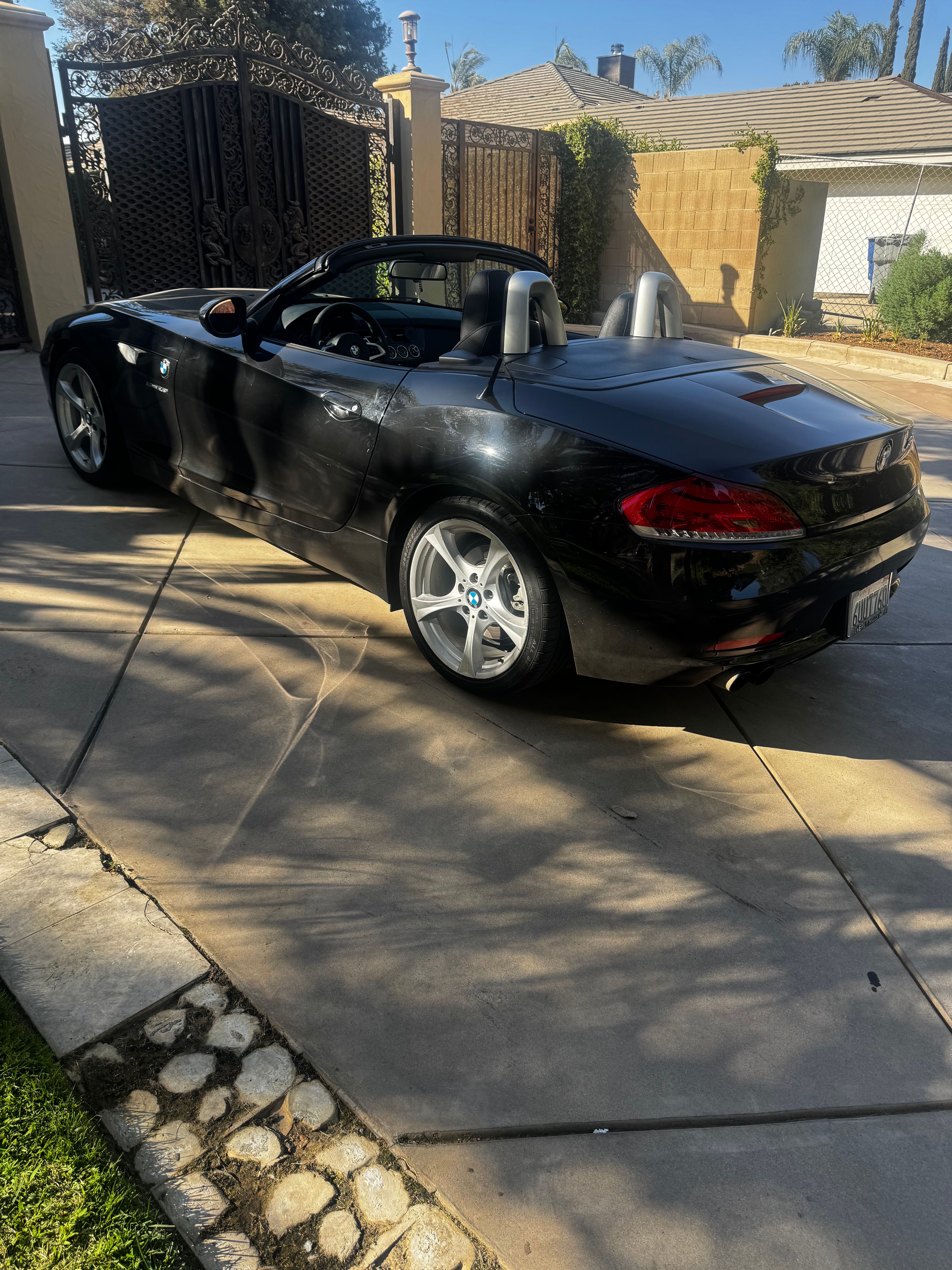 Used 2012 BMW Z4 sDrive28i RWD image 4