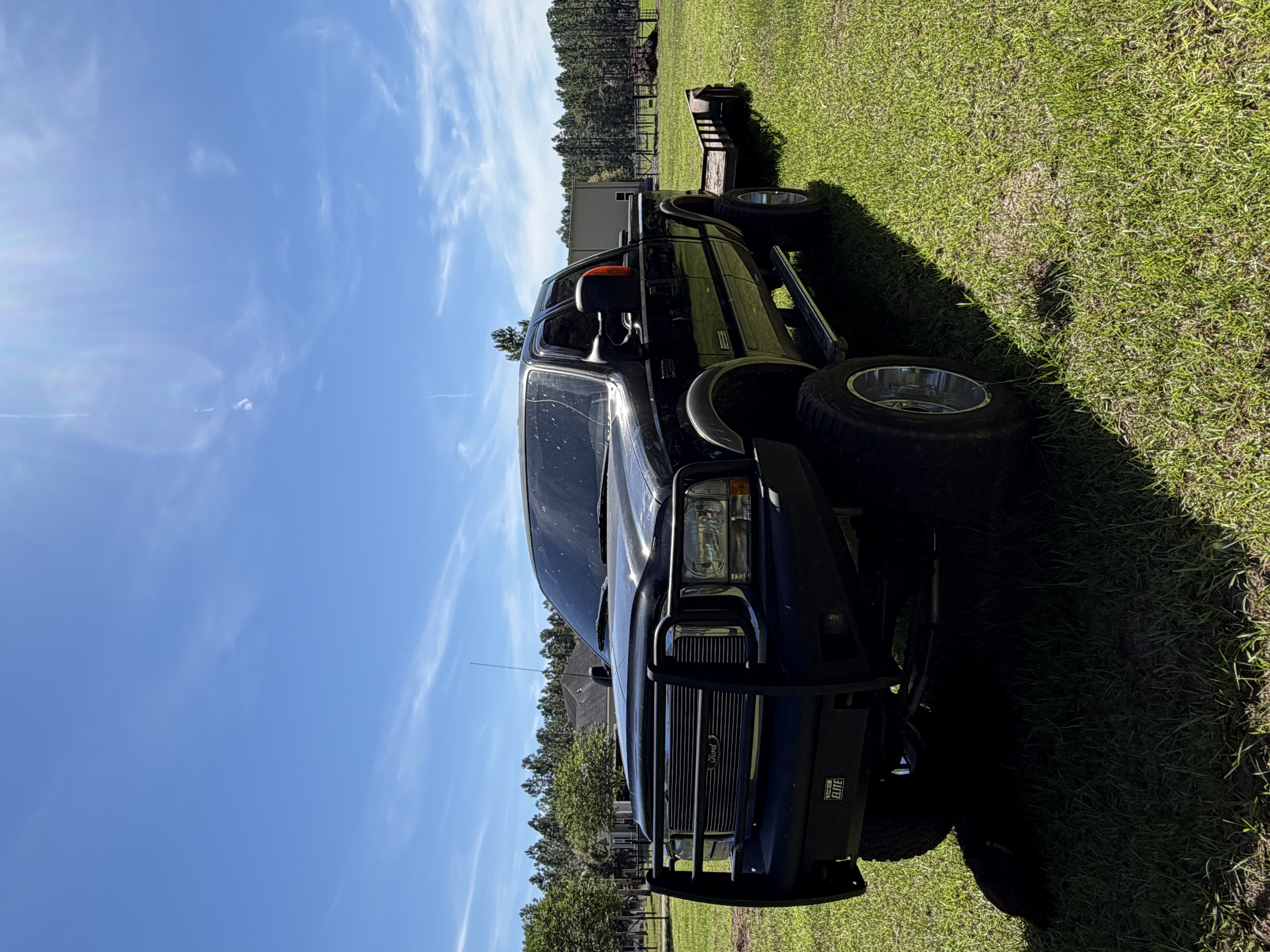 Used 2004 Ford F350 XLT AWD/4WD image 6