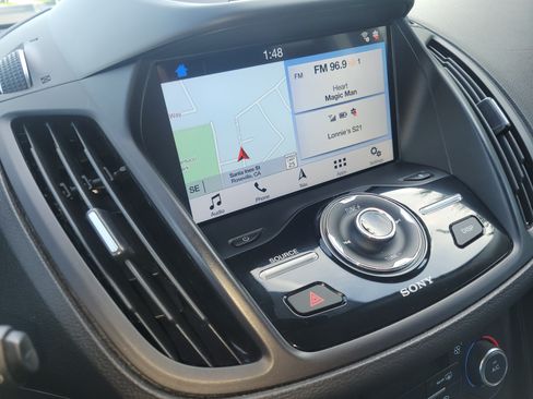 Used 2017 Ford Escape Titanium image 6