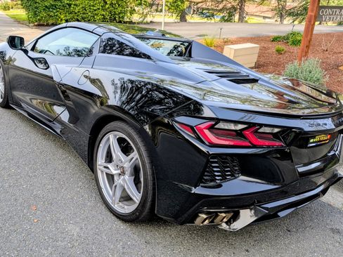 Used 2021 Chevrolet Corvette Stingray Preferred Conv w/ 2LT image 9