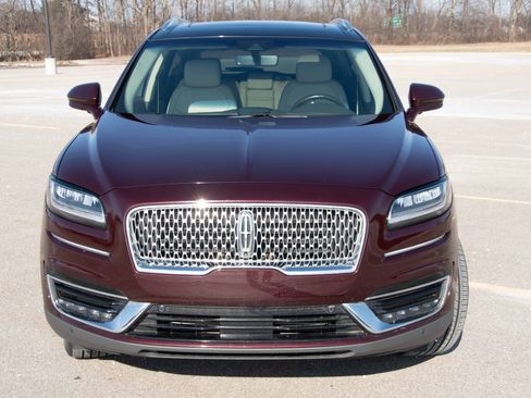 Used 2020 Lincoln Nautilus Reserve w/ Equipment Group 201A image 4