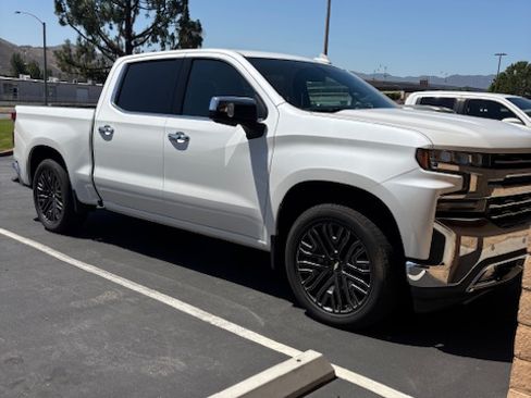Used 2020 Chevrolet Silverado 1500 LTZ w/ LTZ Plus Package RWD image 1