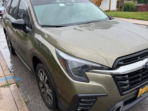 Used 2025 Subaru Ascent Touring AWD/4WD image 1
