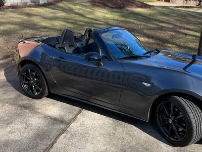 Used 2016 MAZDA MX-5 Miata Club