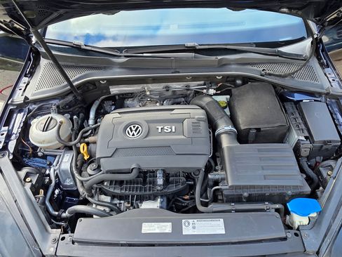Used 2017 Volkswagen GTI S image 4