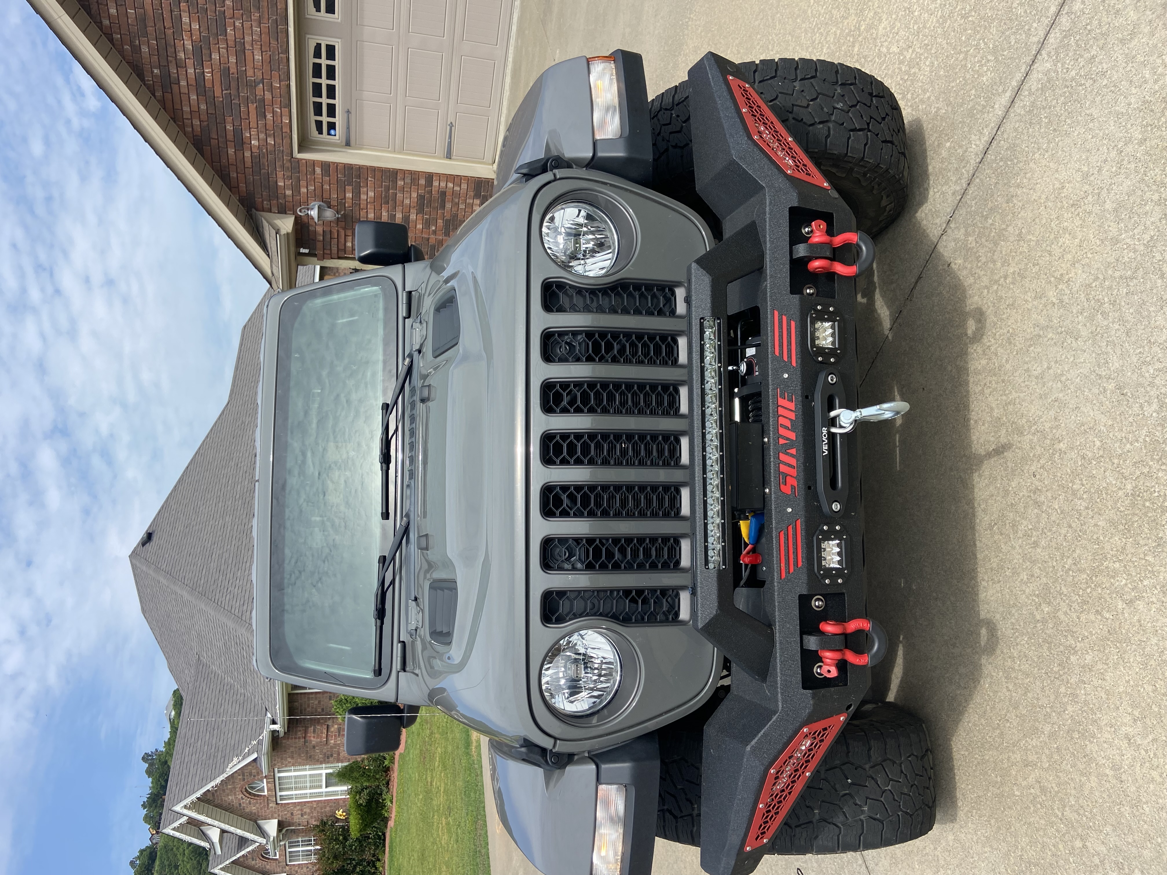 Used 2023 Jeep Gladiator Rubicon w/ Cold Weather Group AWD/4WD image 2