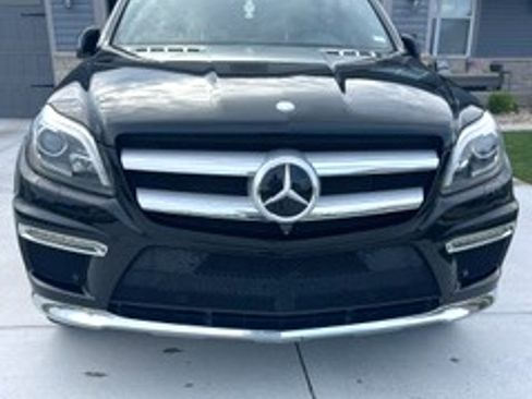 Used 2016 Mercedes-Benz GL 550 4MATIC image 1