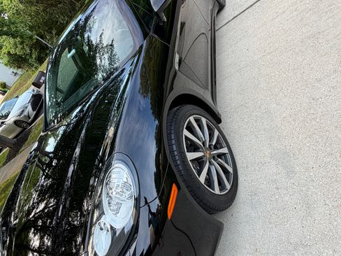 Used 2016 Porsche Panamera image 4
