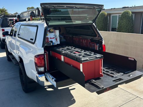 Used 2021 Toyota Tacoma SR5 RWD image 29