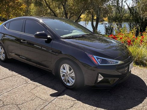 Used 2020 Hyundai Elantra Value Edition w/ Cargo Package (C1) FWD image 10