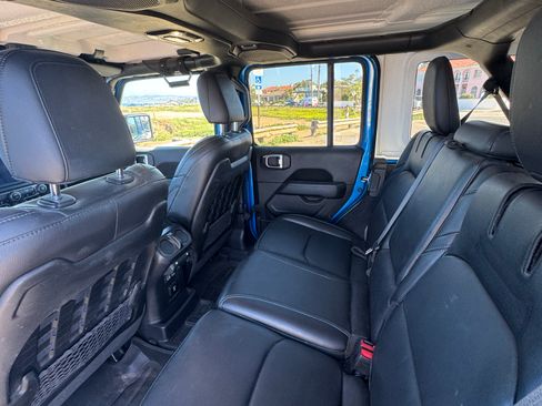 Used 2021 Jeep Wrangler Unlimited Rubicon 4xe w/ Dual Top Group image 13
