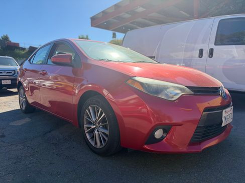 Used 2015 Toyota Corolla LE image 12