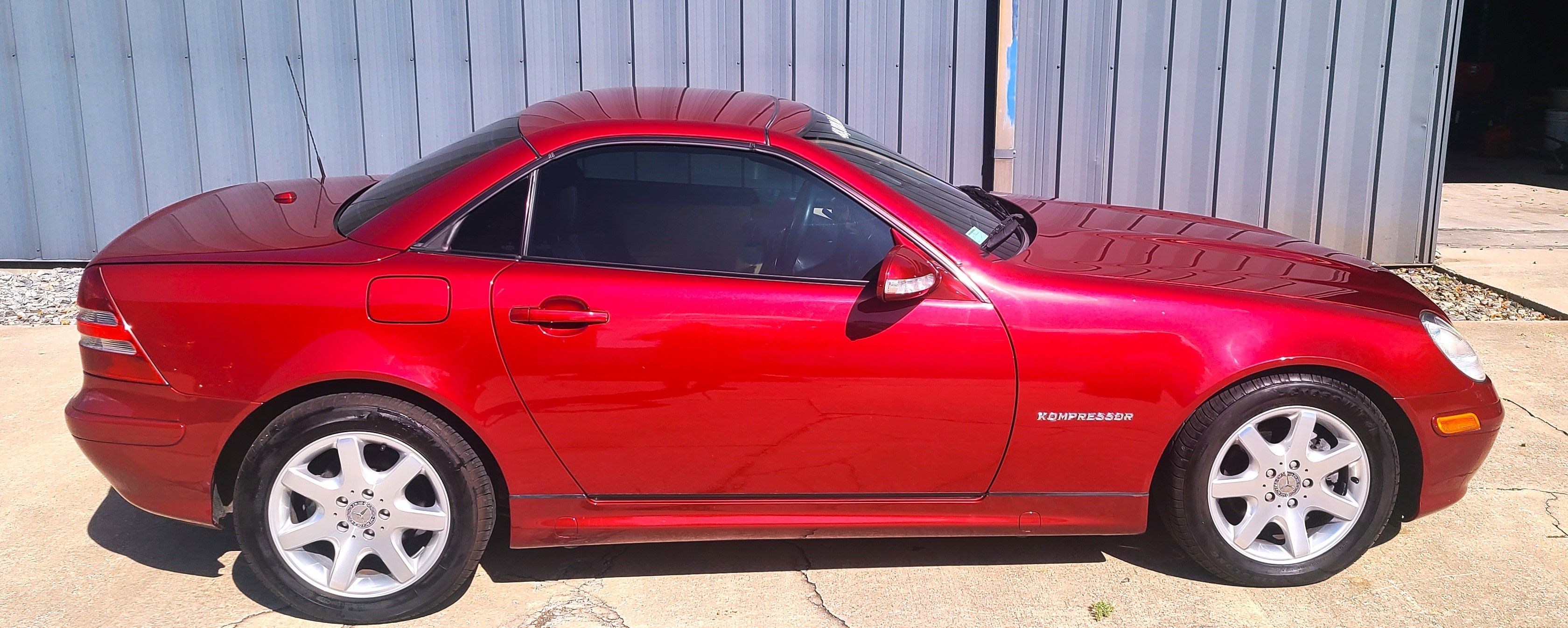 Used 2001 Mercedes-Benz SLK 230 image 4