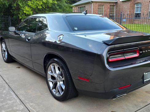Used 2023 Dodge Challenger SXT w/ Plus Package image 10